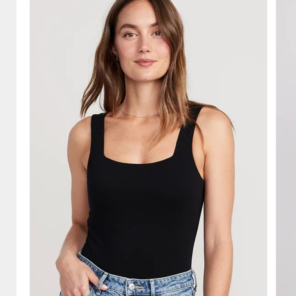 4 for 20! NWT Old Navy Sleeveless Square-Neck Bodysuit in black size S
